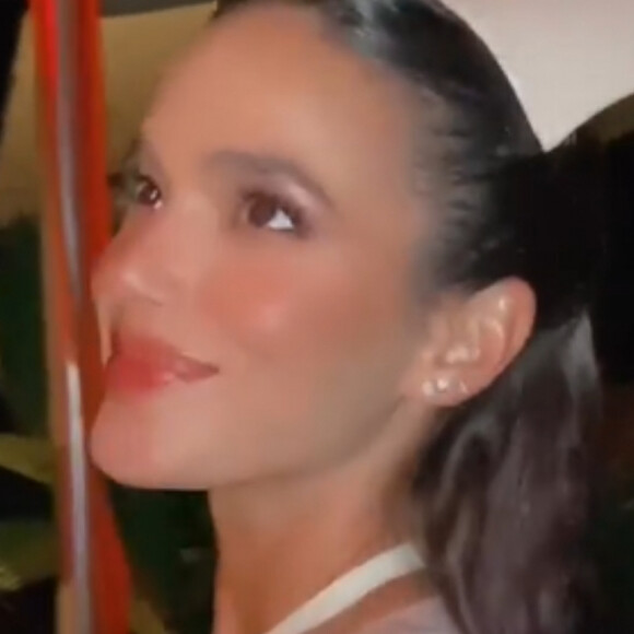 Bruna Marquezine surgiu com fantasia de enfermeira em festa de Halloween e causou reação do Conselho Regional de Enfermagem: 'Fantasias de enfermeira desvalorizam o profissionalismo da enfermagem'