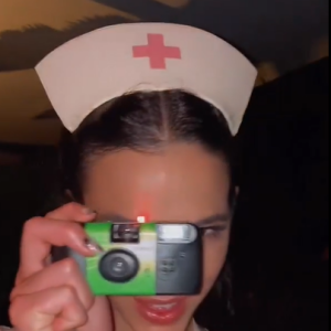 Fantasia sexy de Bruna Marquezine provocou protesto do Conselho Regional de Enfermagem de São Paulo