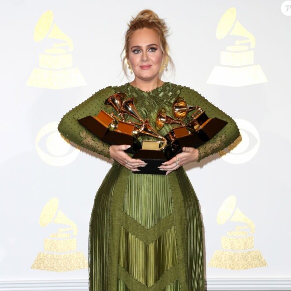 Adele aponta que emagrecimento ocorreu quando aprendeu a gerenciar sua ansiedade