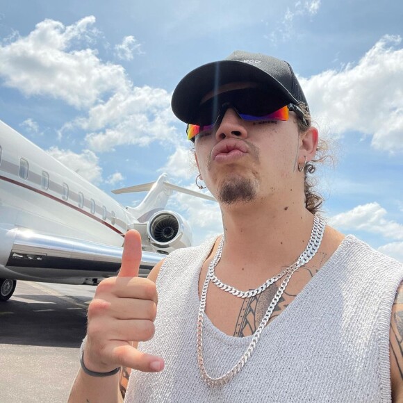 No podcast, Whindersson Nunes contou que conquistas não o fazem feliz