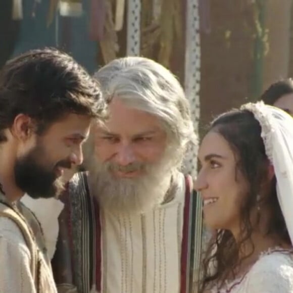 Reta final de 'Gênesis': Diná (Giovanna Coimbra) e Namael (Vitor Sparapane) finalmente se casam