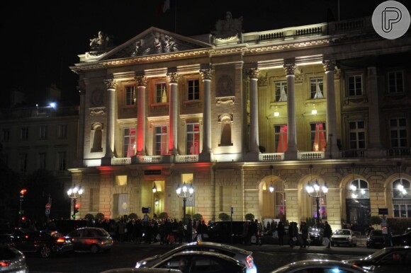 O Hotel de Crillon é lugar em que se celebra o Baile de Debutantes de Paris