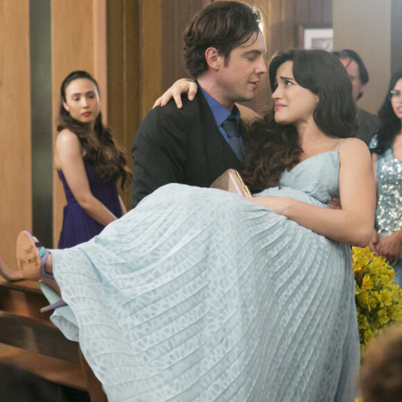 Bianca Bin e Sergio Guizé contracenaram juntos em 'O Outro Lado do Paraíso'