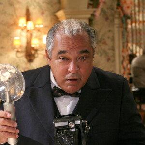 Roberto Bomfim já atuou em mais de 30 novelas, como 'Desejo Proibido'