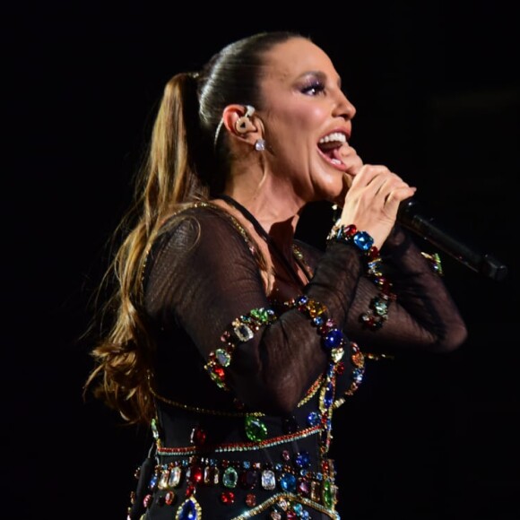 Ivete Sangalo levou seu show para o Espaço das Américas