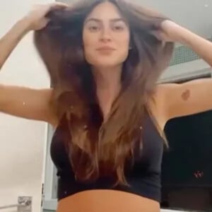 Thaila Ayala mostrou o corpo pós-parto em vídeo no Instagram