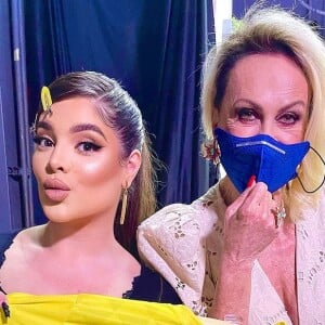 Gkay presenteou Ana Maria Braga com um abadá da 'Farofa da Gkay'