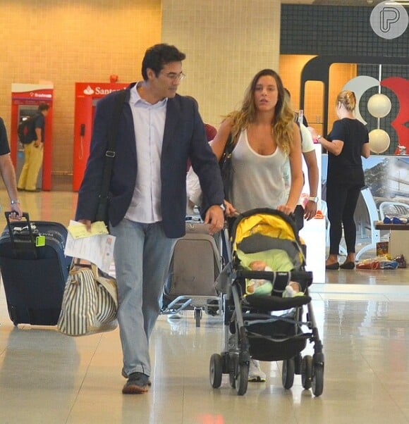 Luciano Szafir e Luhanna começaram a se relacionar em agosto de 2012. A relação ganhou força após o anúncio da primeira gravidez da apresentadora, em setembro de 2013