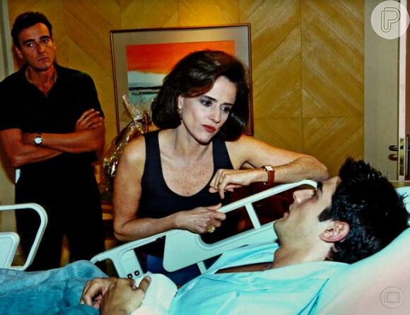 Marieta Severo e Reynaldo Gianecchini foram tia e sobrinho em 'Laços de Família' (2000)