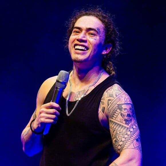 Whindersson Nunes revelou cremação do filho e luta contra as drogas em sua biografia
