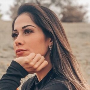 Mayra Cardi explicou que sua casa estava adaptada à vida de solteira: 'Só tinha eu, meu mundo rosa (...) Resolvemos voltar e como é que faz? Vai para uma outra casa? Jamais!'