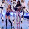 Ariana Grande canta no Victoria's Secret Fashion Show 2014