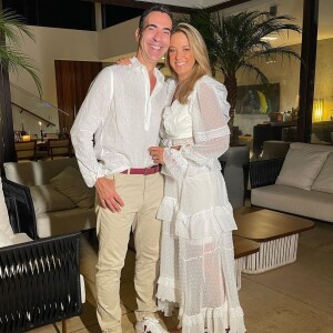 Ticiane Pinheiro mostrou fotos de seu Ano Novo com Cesar Tralli