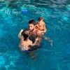 Andressa Suita derrete-se por Gusttavo Lima e filhos em foto na piscina: 'My boys'
