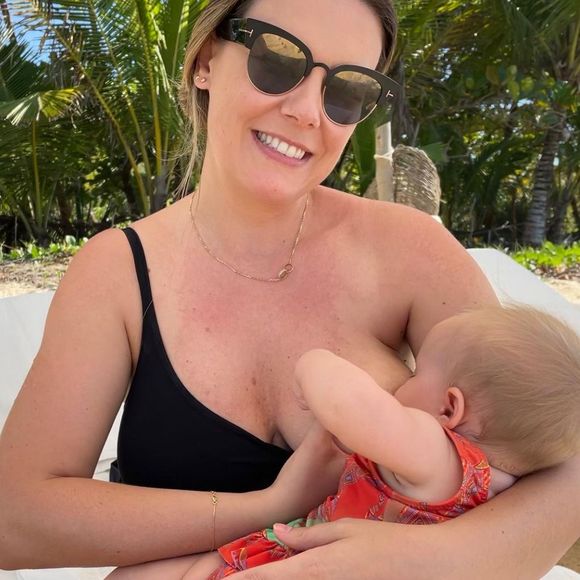 Mãe da pequena Lua, Daiana Garbin contou que a filha está com um pouco de febre