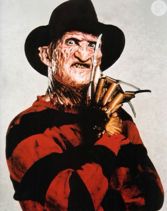 O horrendo assassino em série de 'A Hora do Pesadelo' é Freddy Krueger, interpretado por Robert Englund, em 1984