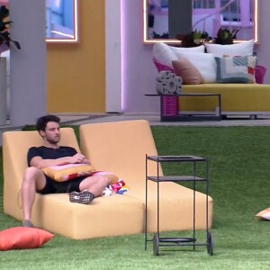 'BBB 22': em resposta, Rodrigo afirmou que não dava mais para confiar em Lucas e se levantou