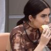 Jade Picon provocou fãs no 'BBB 22', sabendo do meme por ser rica, e olhou para a câmera ao fazer sanduíche na Xepa: 'Pão com ovo!!'