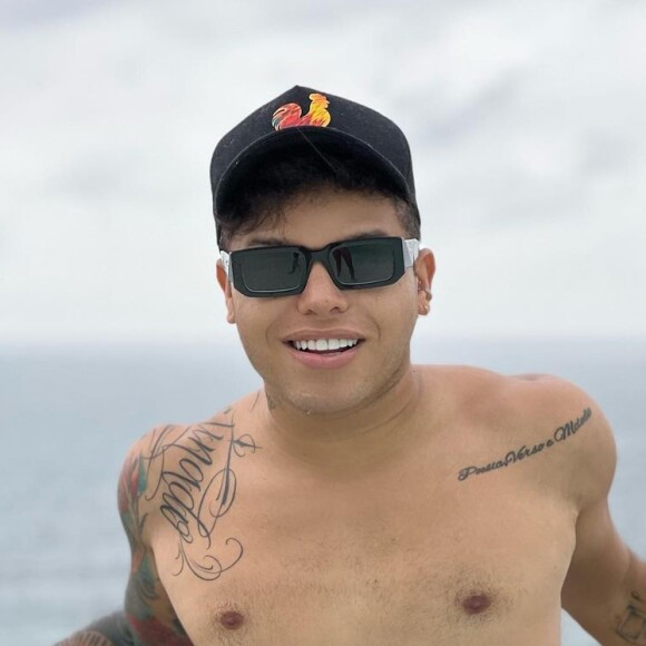 Tierry não entrou em detalhes, mas fez uma publicação com os dizeres 'Fake news'