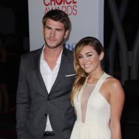 Miley Cyrus nega rumores de término do noivado com Liam Hemsworth