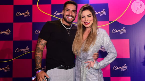 Bil Araújo e Erika Schneider curtiram festa de aniversário de Camila Loures juntos
