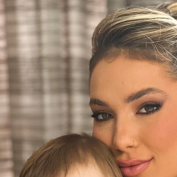 Virgínia Fonseca ignorou a polêmica, mas os internautas não perdoaram: 'As nutricionistas que lutem, come mesmo, Maria Alice'