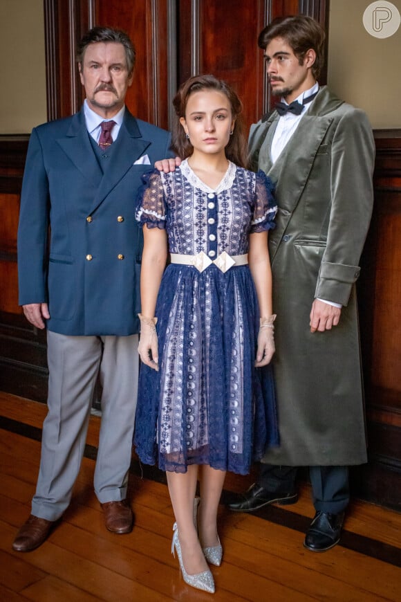 Matias (Antonio Calloni) matou a filha Elisa (Larissa Manoela), namorada de Davi (Rafael Vitti) na novela 'Além da Ilusão'