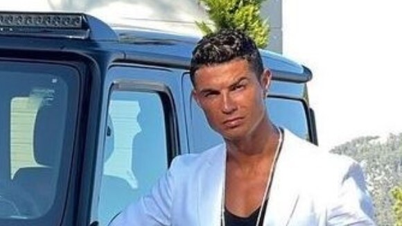 Garagem milionária: carros de luxo de Cristiano Ronaldo são destaque em 'Soy Georgina', da Netflix. Conheça!