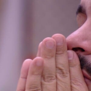 'BBB 22': Tiago Abravanel chegou a chorar após não ser escolhido para fazer dupla com ninguém da casa