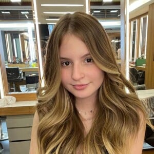 Sophia Valverde se vê mais amadurecida com os 15 anos