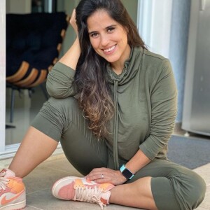 Camilla Camargo possui uma carreira extensa no teatro, onde fez mais de 20 peças e é bastante conhecida no meio