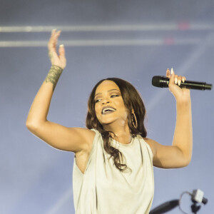 Rihanna não vem ao Brasil desde 2015, quando se apresentou no Rock In Rio
