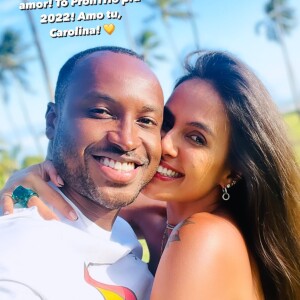 No Instagram, Thiaguinho agradeceu pela companhia de Carol Peixinho durante a viagem