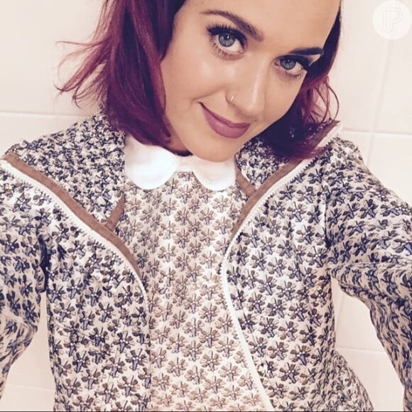 Katy Perry mostrou os novos cabelos em seu perfil no Instagram