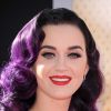 Katy Perry é fã de cabelos coloridos! A cantora já usou os fios roxos