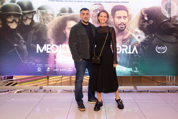 Fernanda Rodrigues e o marido, Raoni Carneiro, na pré-estreia do filme 'Medida Provisória'
