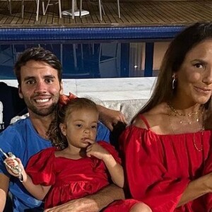 Ivete Sangalo e Daniel Cady são pais de Marcelo, de 12 anos, e das gêmeas Marina e Helena, de 4