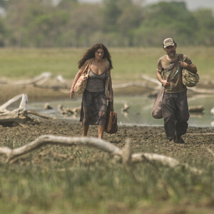 Na novela 'Pantanal', pais de Juma Marruá (Alanis Guillen) chegaram ao Pantanal fugidos do Paraná