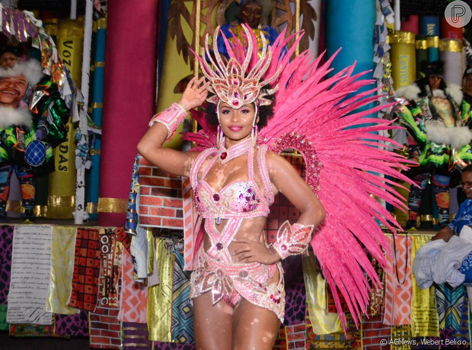 Natália Deodato comeu pouco ao longo do dia e fez um preparo para conseguir sambar durante todo o desfile