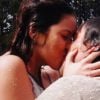 Laura (Nathalia Dill) e Caíque (Sergio Guizé) em cena de beijo na novela 'Alto Astral'