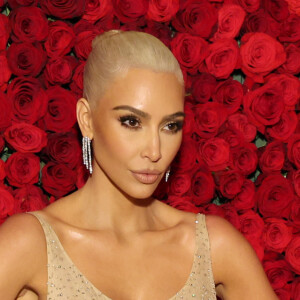 O look de Kim Kardashian foi um dos mais comentados do MET Gala 2022