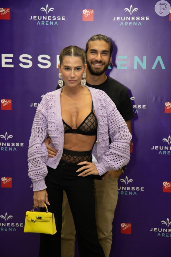 Deborah Secco e o marido, Hugo Moura, prestigiram novo show de Ivete Sangalo no Rio de Janeiro