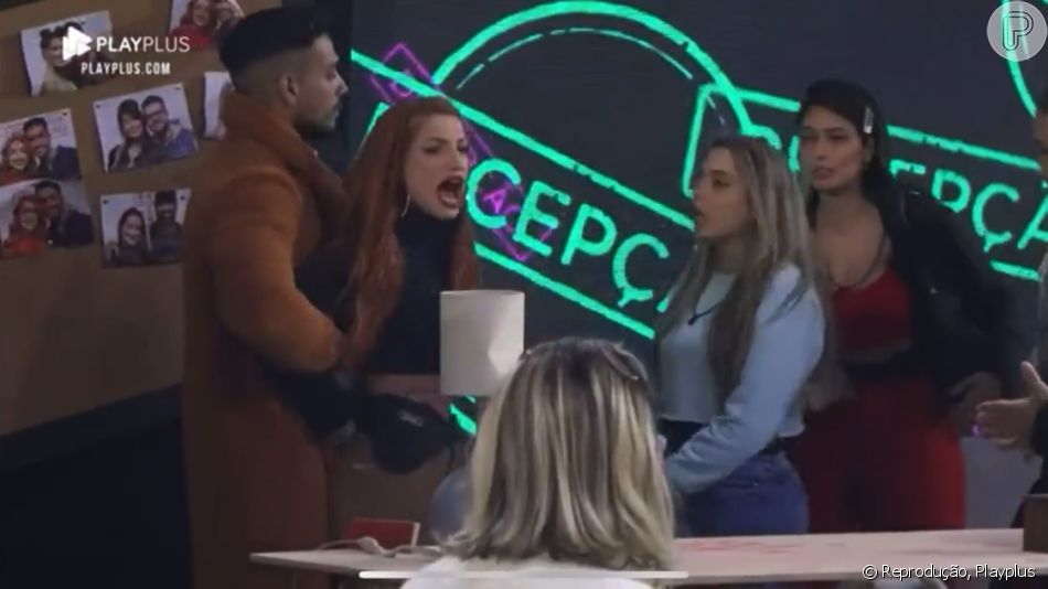 'Power Couple: Brenda Paixão é acusada por Karoline Menezes de querer fazer VT