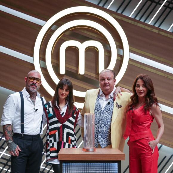Além de Helena Rizzo, Masterchef 2022 mantém elenco e traz Ana Paula Padrão, Henrique Fogaça e Eric Jacquin