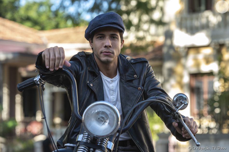 Tavito (Rafael Gualandi) beija Mariana (Carol Romano) mas depois a humilha a partir do capítulo de quarta-feira 25 de maio de 2022 da novela 'Além da Ilusão'