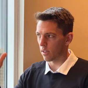 Amaury Nunes frequentava a mesma igreja que Karina Bacchi, mas eles pensavam muito diferente no modo de enxergar a religião, segundo amigos