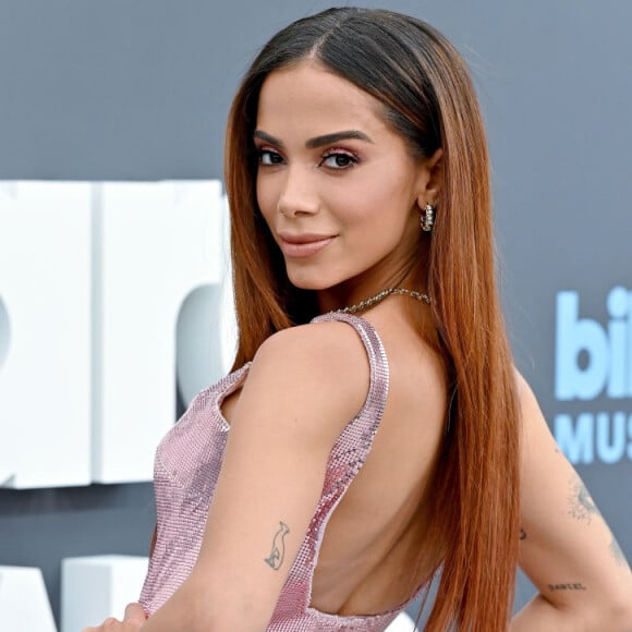 Anitta já se desentendeu com Melody algumas vezes