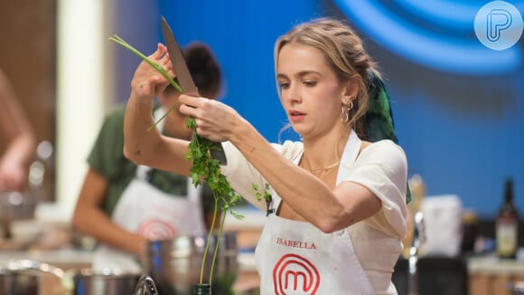 Isabella Scherer ganhou o 'Masterchef Brasil 2021': ela optou por um menu vegano e ganhou o paladar dos chefs   