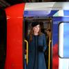 Kate Middleton seguiu no metrô londrino até o Palácio de Buckingham, residencia oficial da realeza