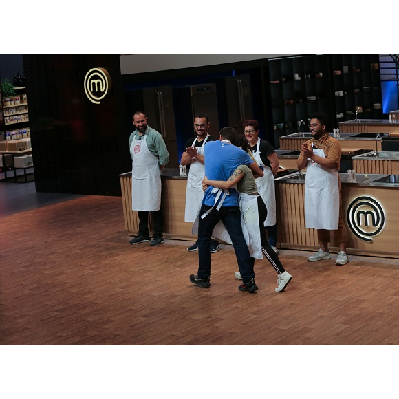 'MasterChef Brasil 2022': o melhor prato da noite foi o de Melina. Ela entregou um pargo com cogumelos salteados e creme de milho envolto na folha de bananeira